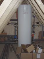 Hot water tank